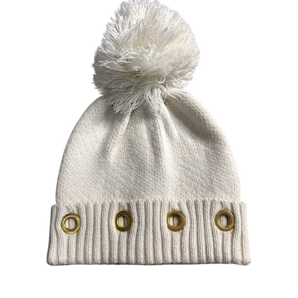 Steve Madden Pom Pom Beanie Hat Women Creme with gold Grommets One Size